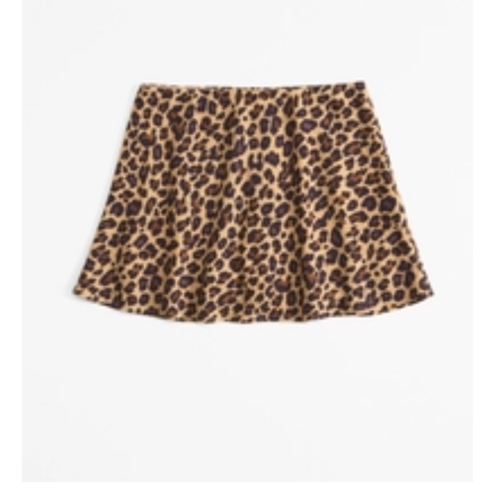 Abercrombie & Fitch Leopard Print Mini Skort